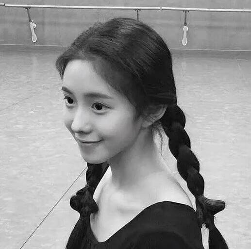 流动性很小，，许多干了十多年的老同事，，很是适合恒久生长，，若是很缺钱的话可以思量互联网大厂，，恒久稳固生长可以来这里，，看小我私家的需求吧！